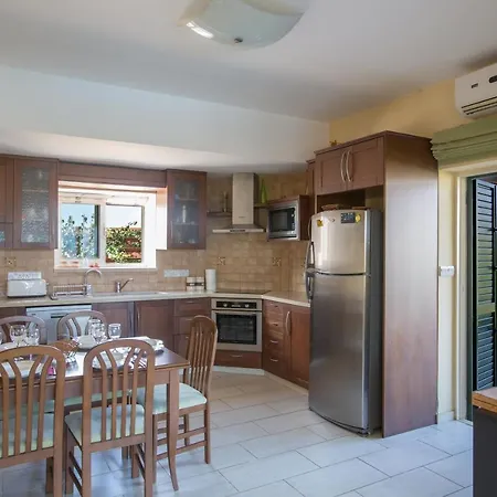 Villa Protaras Jo78 *